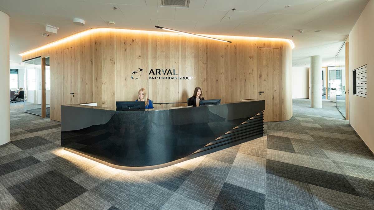 Read more about the article Arval reception desk